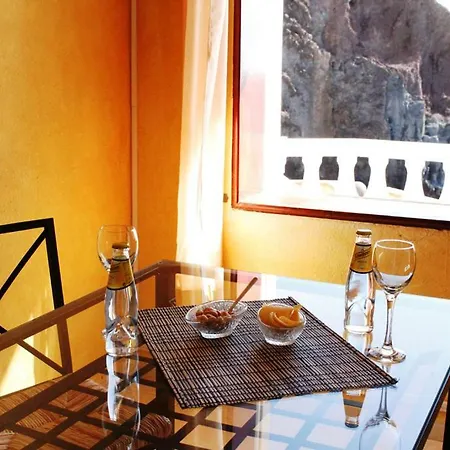 Caleta Roques * Фасния