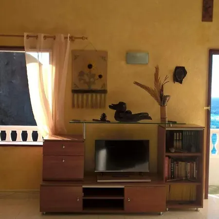 Holiday home Caleta Roques Fasnia