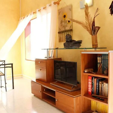Caleta Roques Holiday home *
