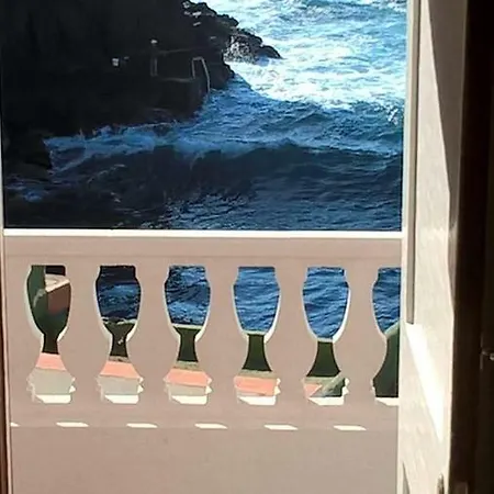 Semesterbostad Caleta Roques