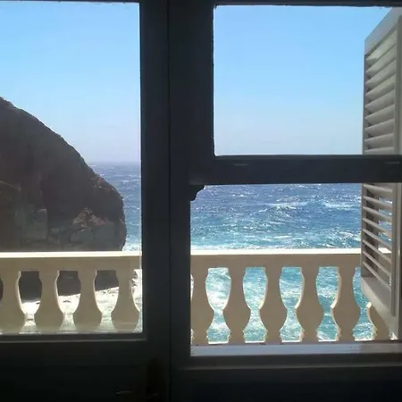 בית נופש Caleta Roques